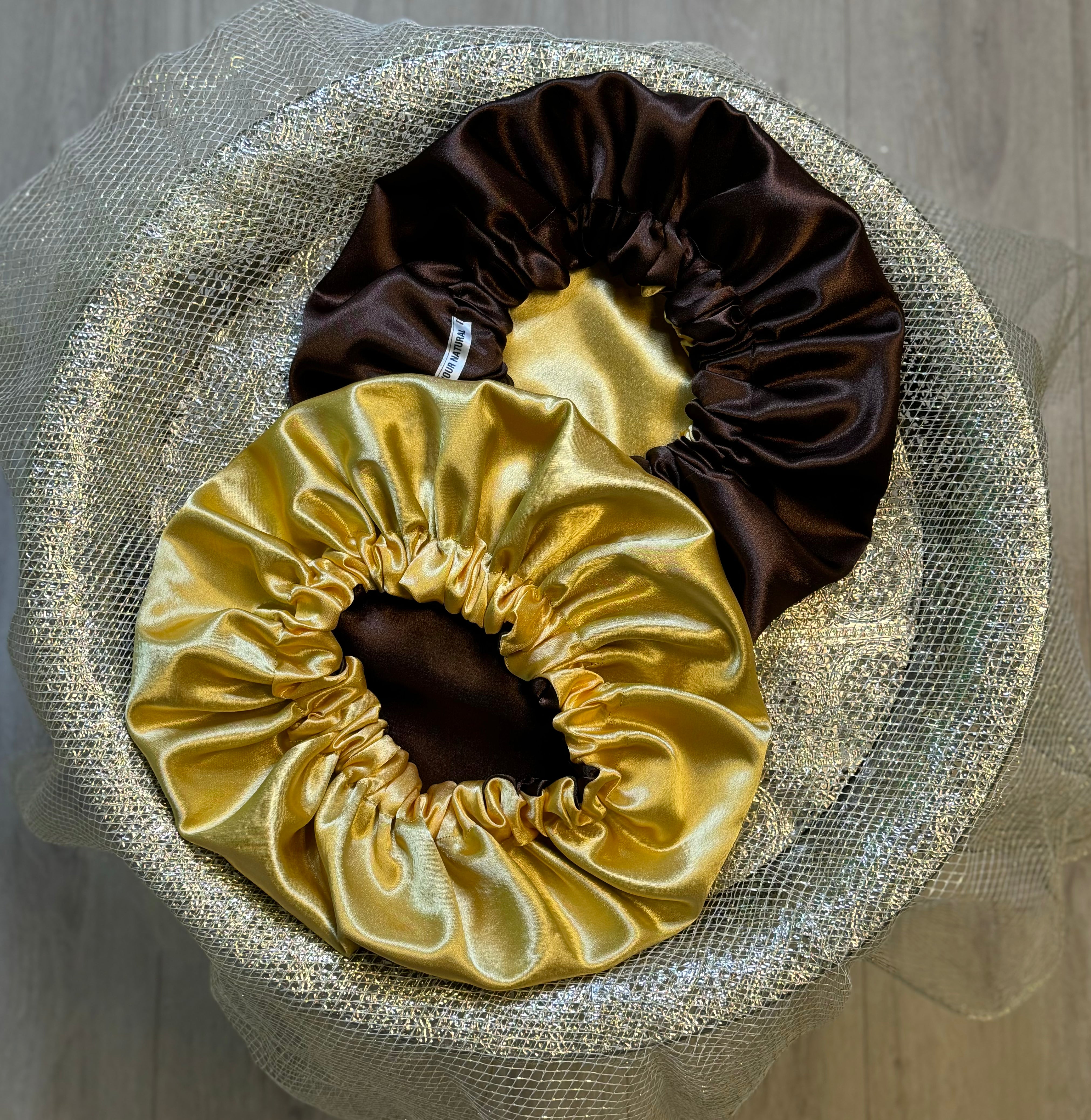 Bonnet en satin