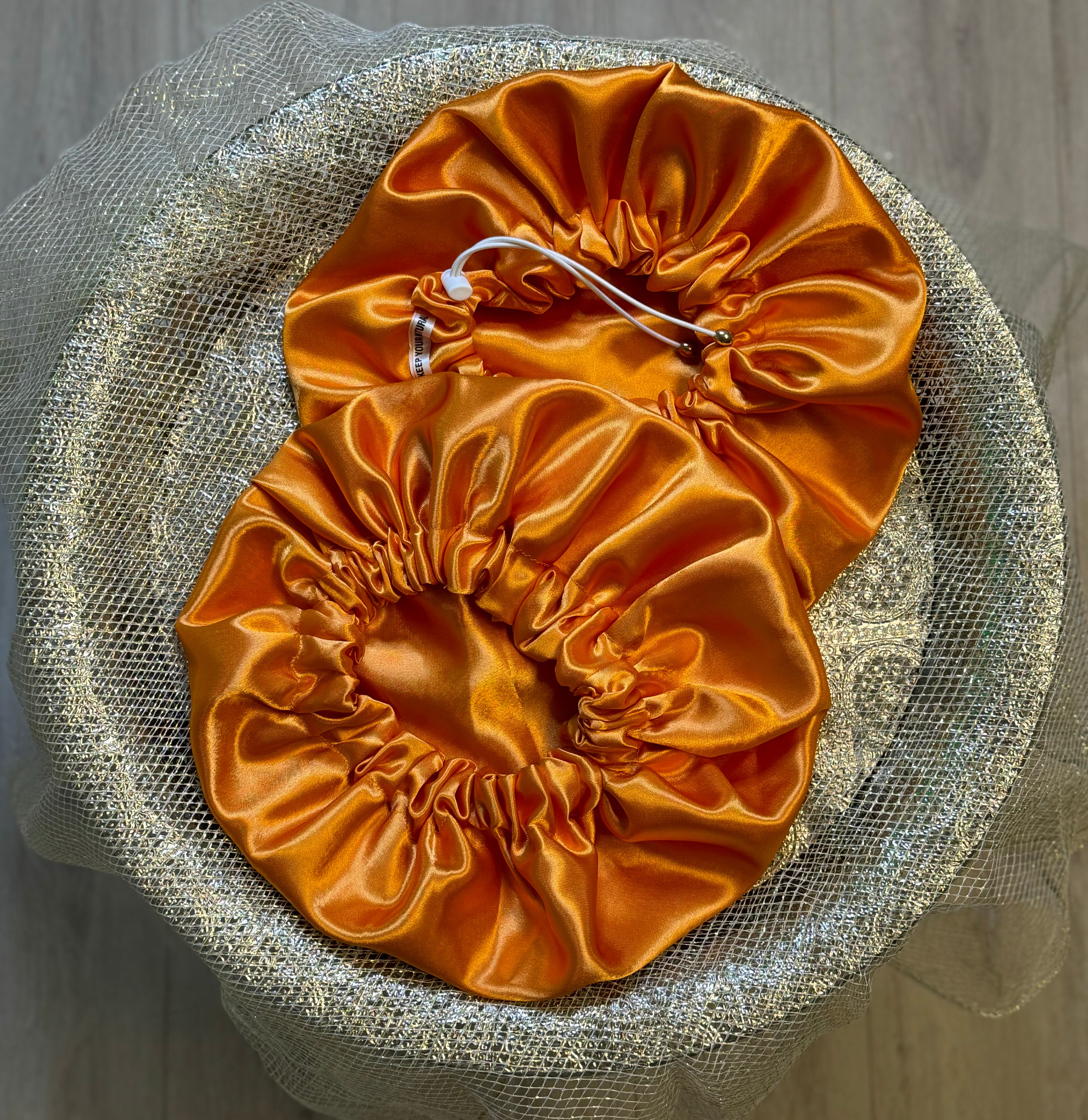 Bonnet en satin