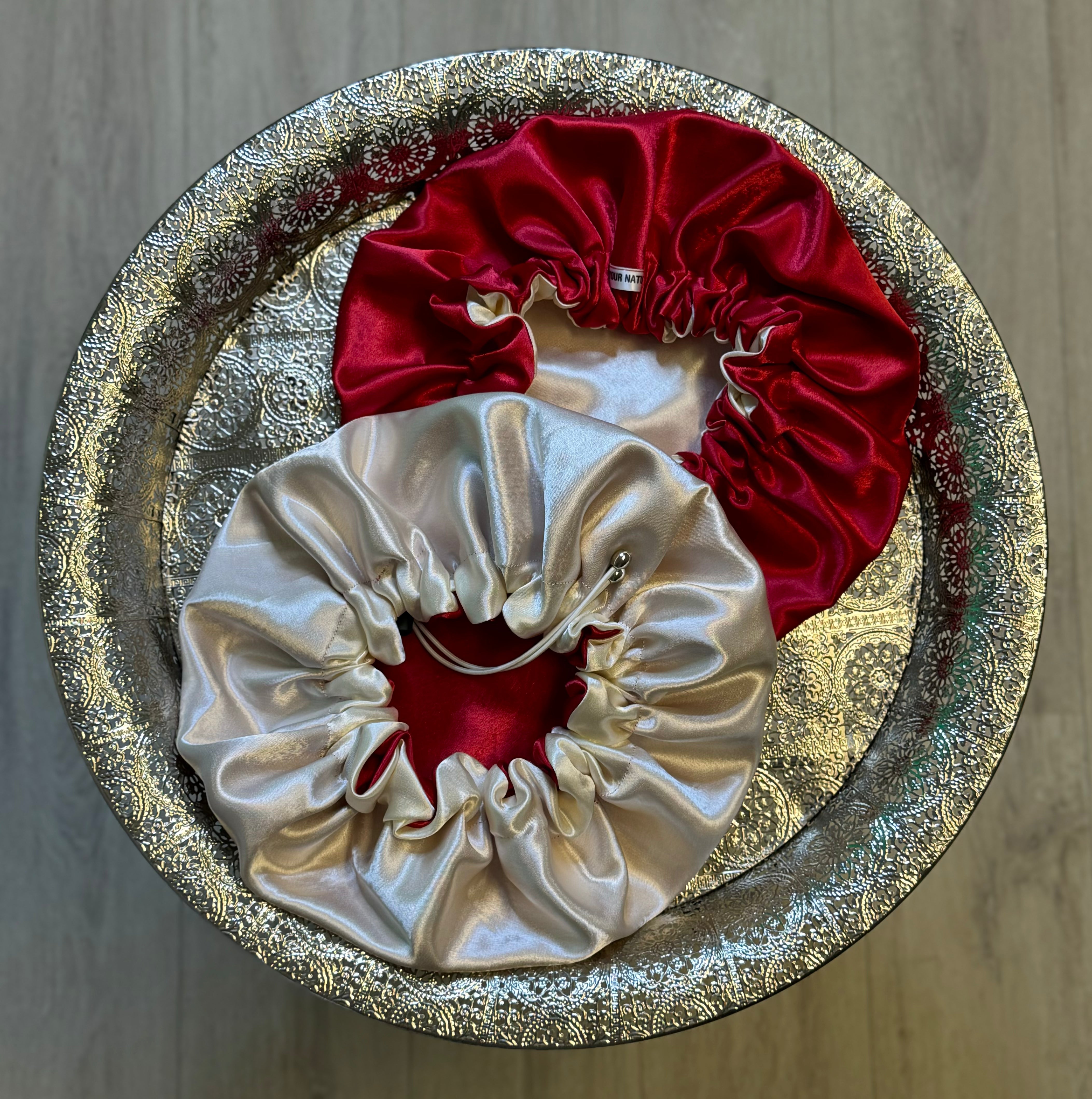 Bonnet en satin